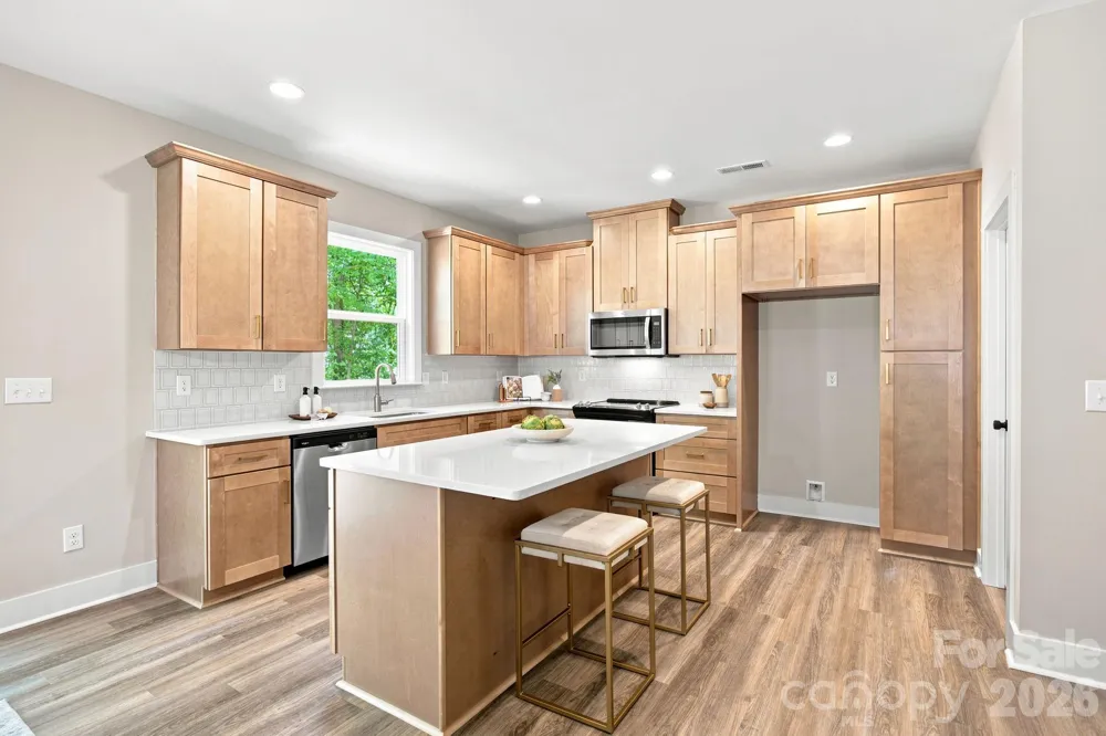 312 North Street Dallas, NC 28034