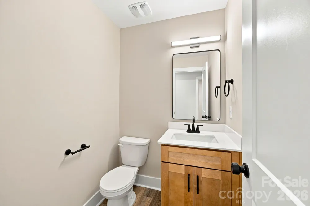 312 North Street Dallas, NC 28034