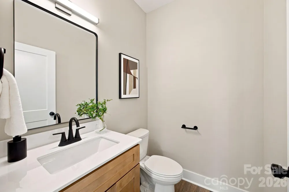 312 North Street Dallas, NC 28034
