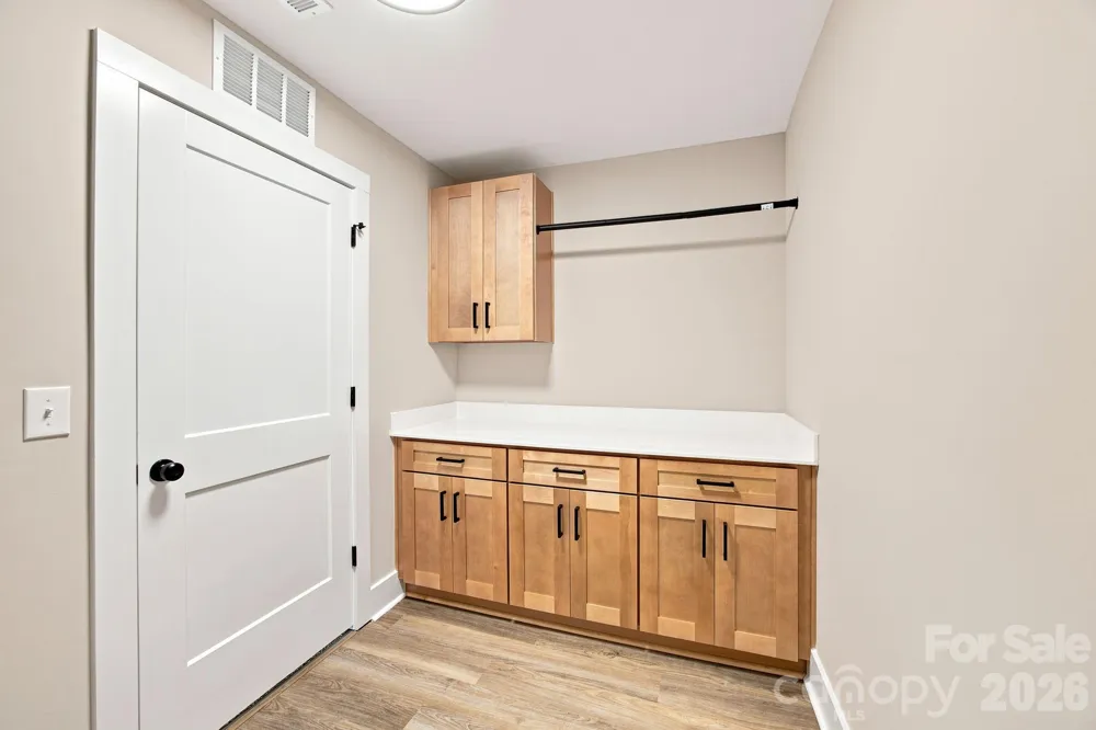312 North Street Dallas, NC 28034
