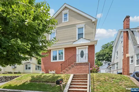 21 Birch Street