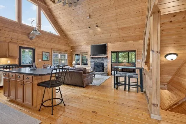 726 Railey Ridge NE Ranger, GA 30734