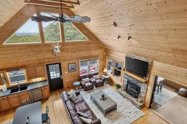 726 Railey Ridge NE Ranger, GA 30734