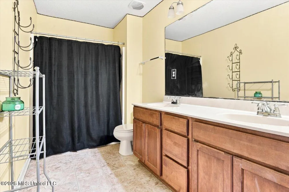 5932 Richard Place Drive Horn Lake, MS 38637