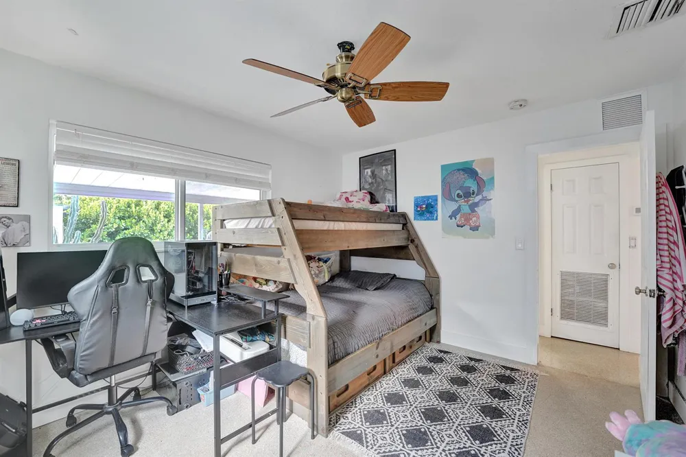 180 NW 48th Court Oakland Park, FL 33309