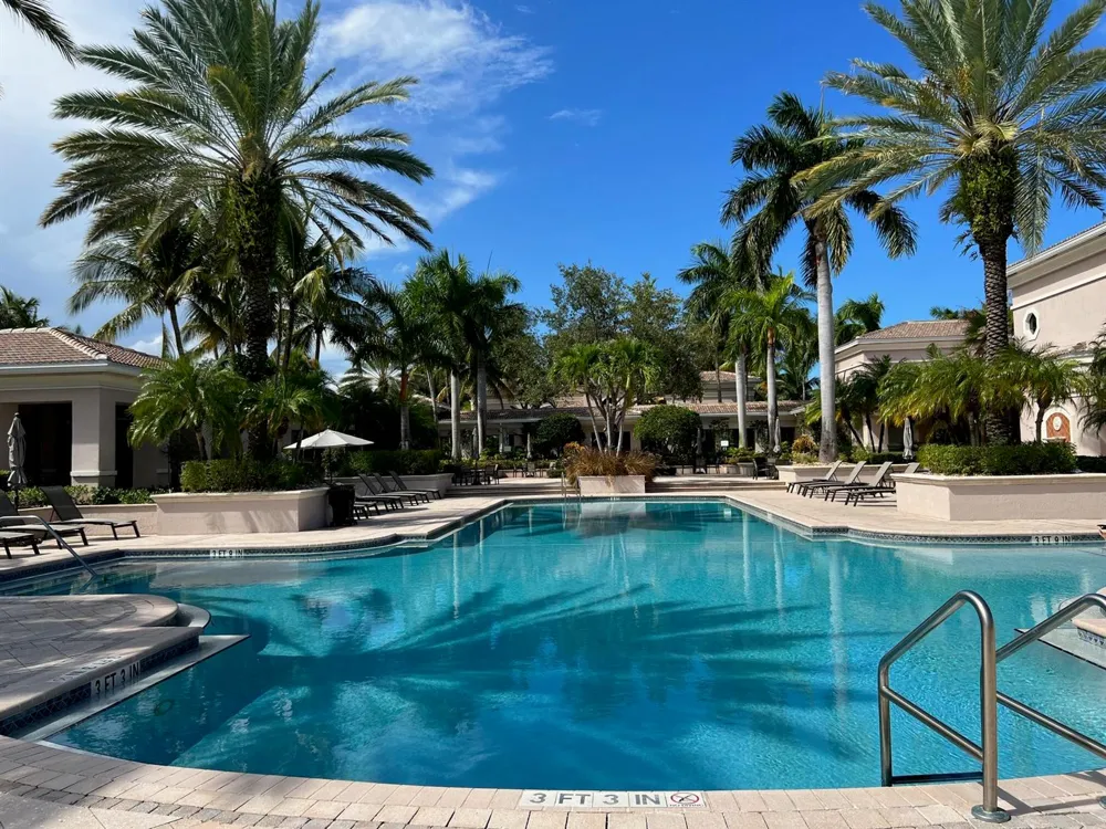 2812 GRANDE PARKWAY #301 Palm Beach Gardens, FL 33410