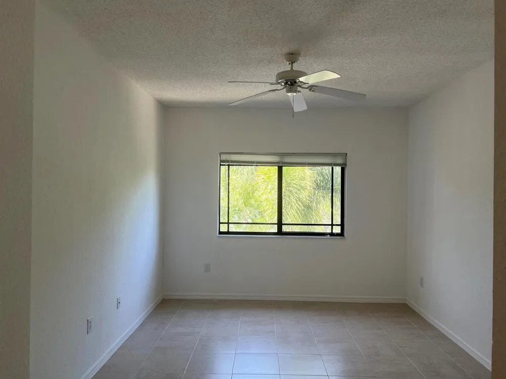 2812 GRANDE PARKWAY #301 Palm Beach Gardens, FL 33410