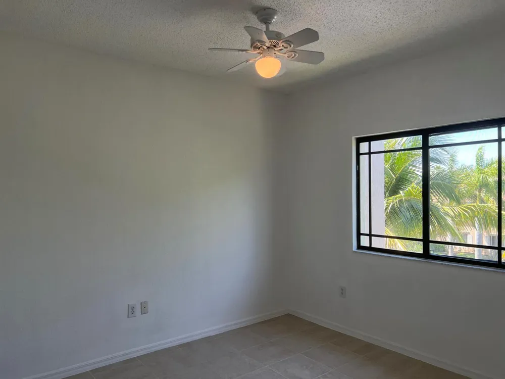 2812 GRANDE PARKWAY #301 Palm Beach Gardens, FL 33410