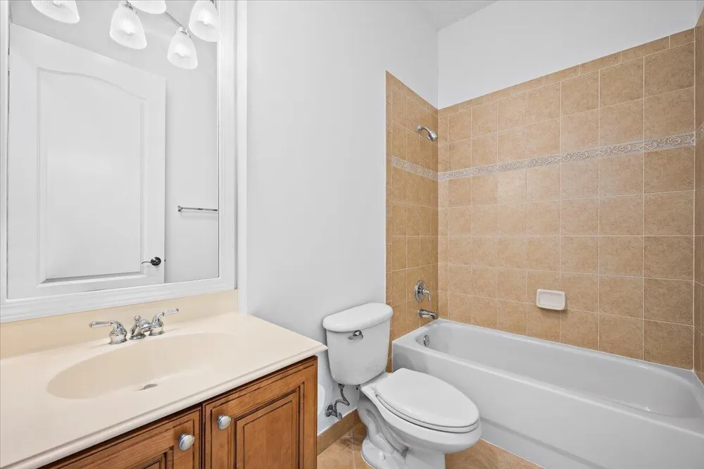 1049 Vintner Boulevard Palm Beach Gardens, FL 33410