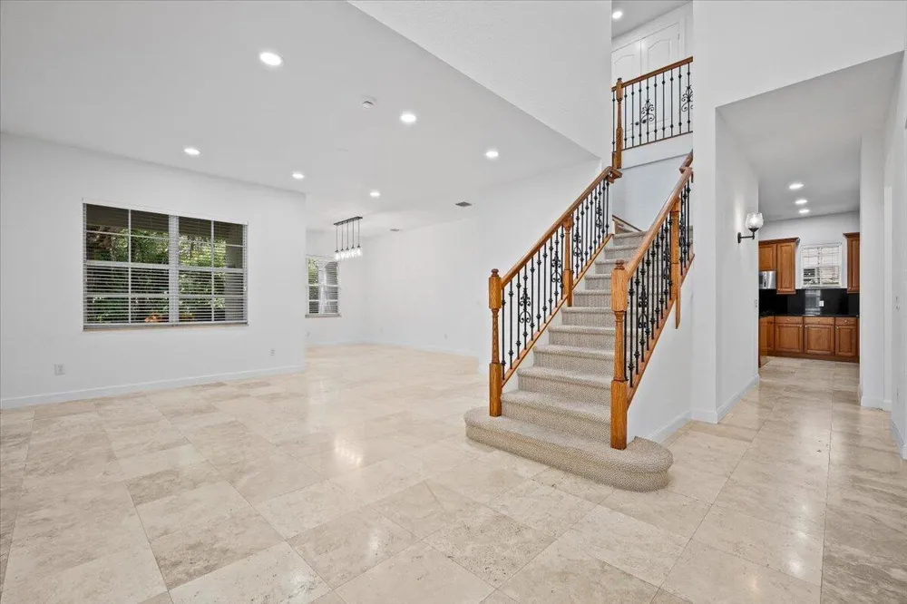 1049 Vintner Boulevard Palm Beach Gardens, FL 33410