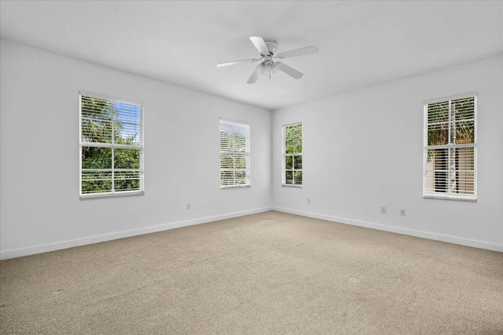 1049 Vintner Boulevard Palm Beach Gardens, FL 33410