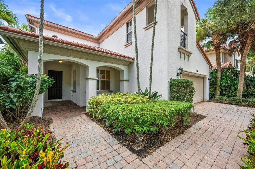 1049 Vintner Boulevard Palm Beach Gardens, FL 33410
