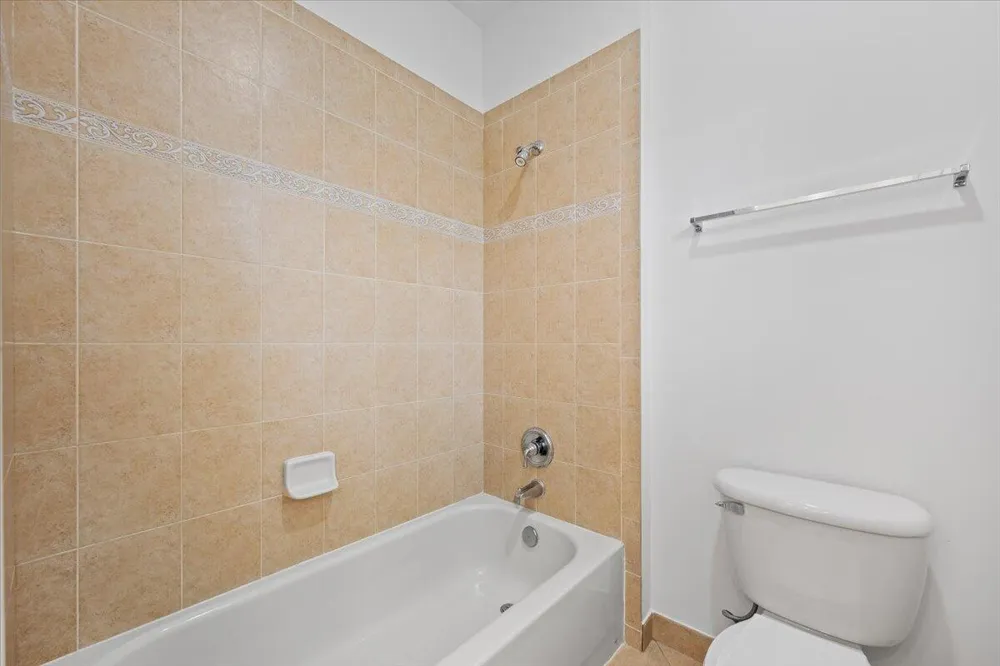 1049 Vintner Boulevard Palm Beach Gardens, FL 33410