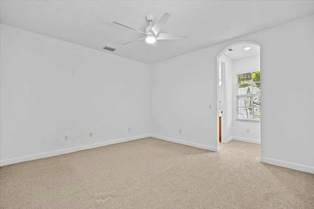 1049 Vintner Boulevard Palm Beach Gardens, FL 33410