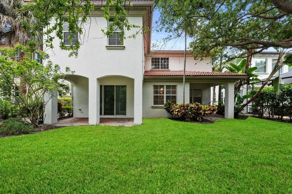 1049 Vintner Boulevard Palm Beach Gardens, FL 33410