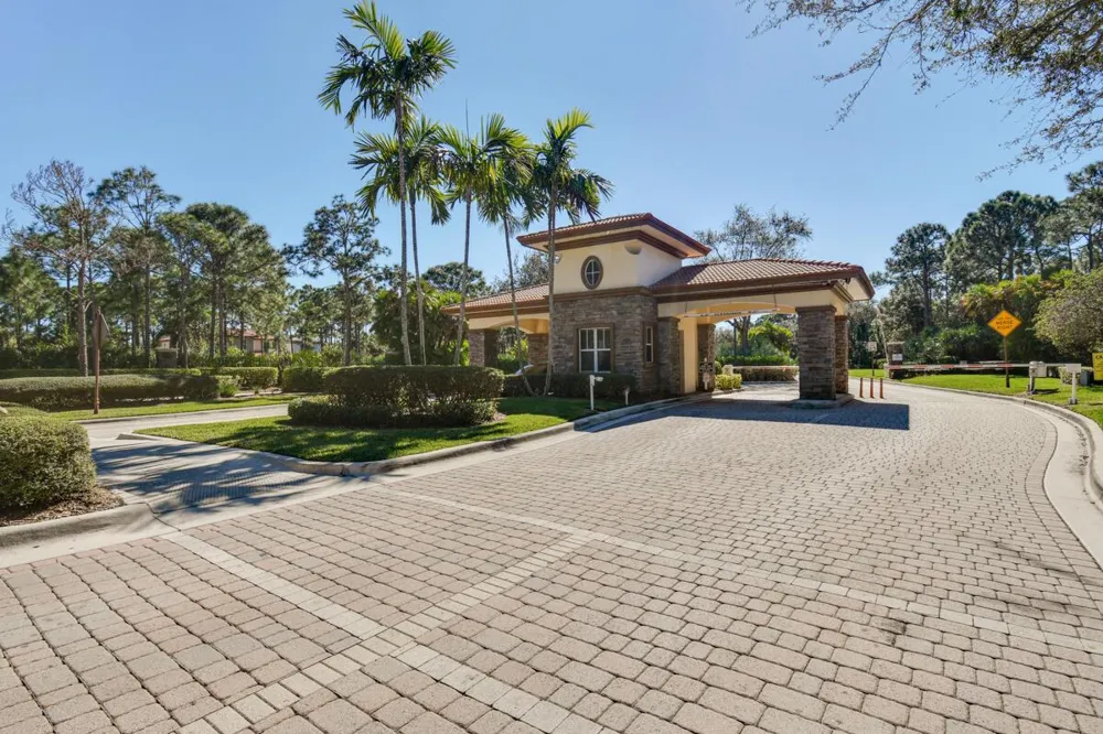 1049 Vintner Boulevard Palm Beach Gardens, FL 33410