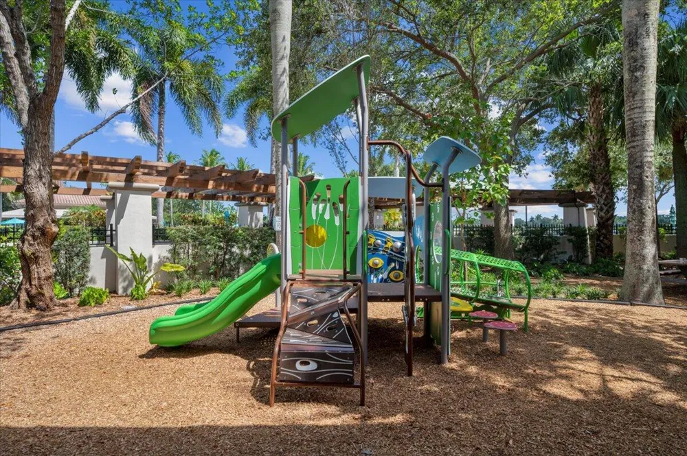 1049 Vintner Boulevard Palm Beach Gardens, FL 33410