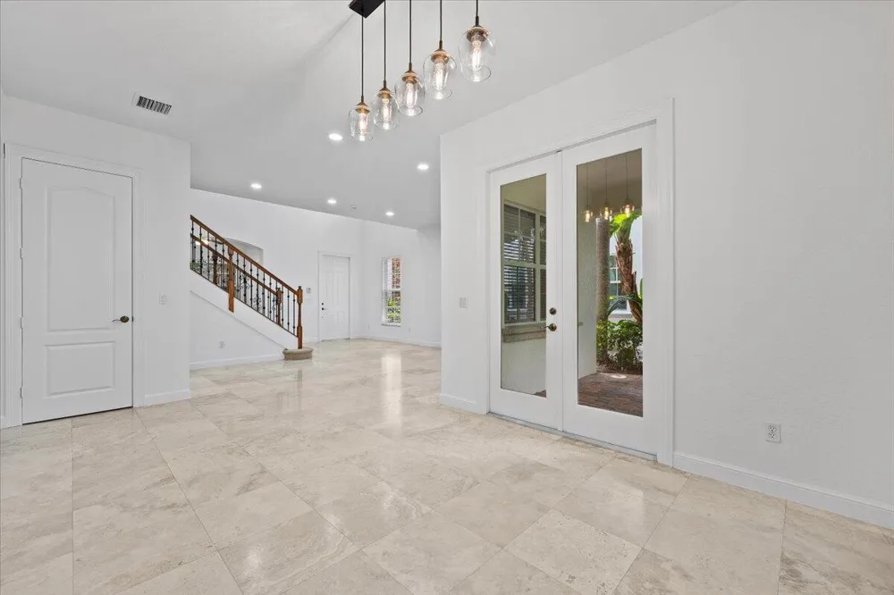 1049 Vintner Boulevard Palm Beach Gardens, FL 33410