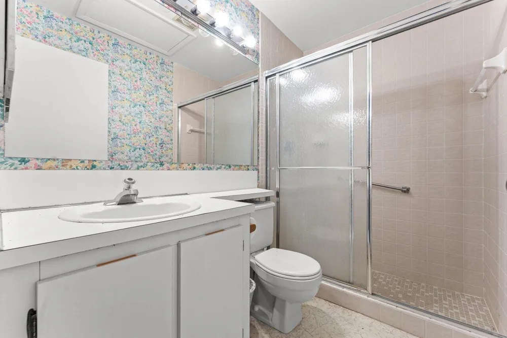 1024 Green Pine Boulevard #I West Palm Beach, FL 33409