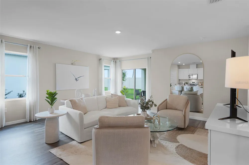 8464 FOX DEN COVE Lakeland, FL 33810