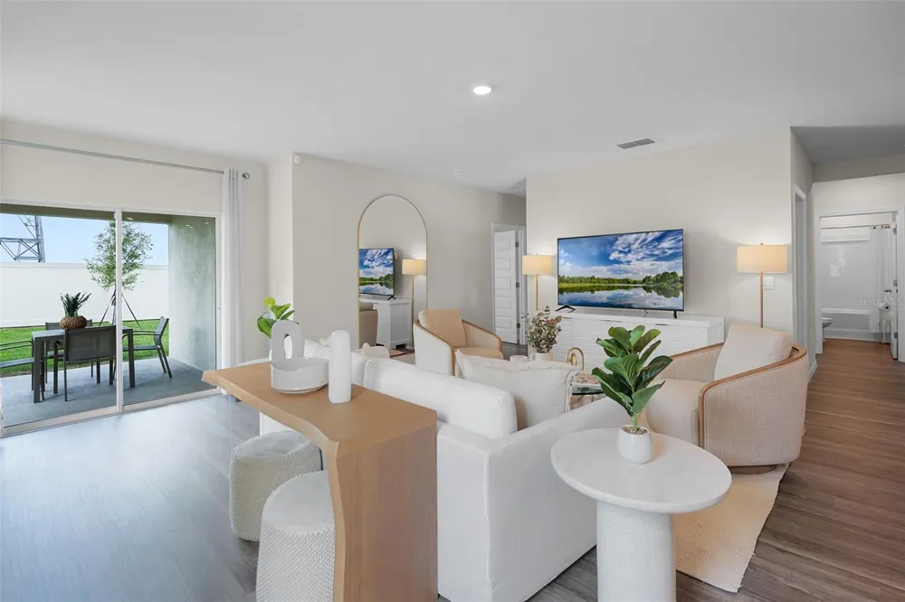 8464 FOX DEN COVE Lakeland, FL 33810