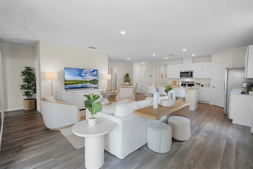 8464 FOX DEN COVE Lakeland, FL 33810