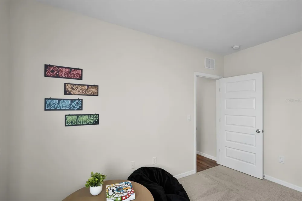 8464 FOX DEN COVE Lakeland, FL 33810