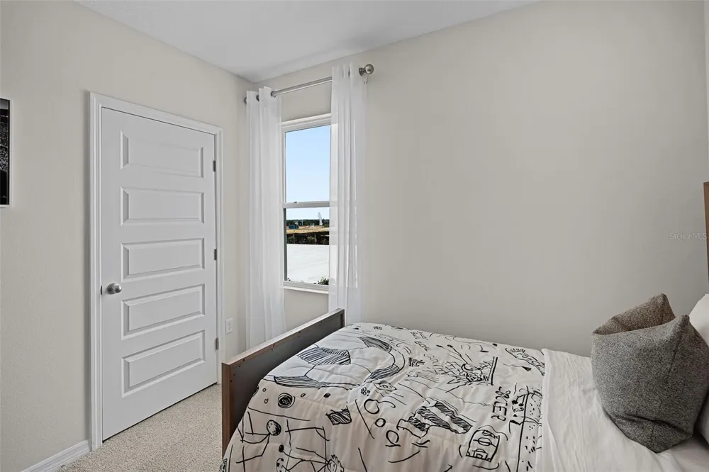 8464 FOX DEN COVE Lakeland, FL 33810