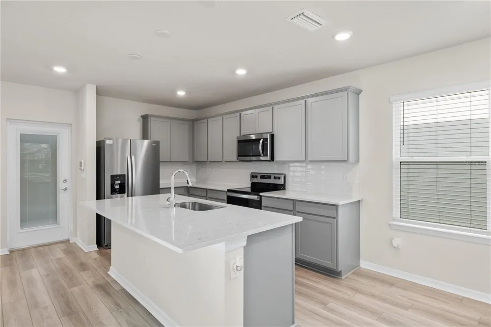 10922 FELICITY ALLEY Orlando, FL 32829