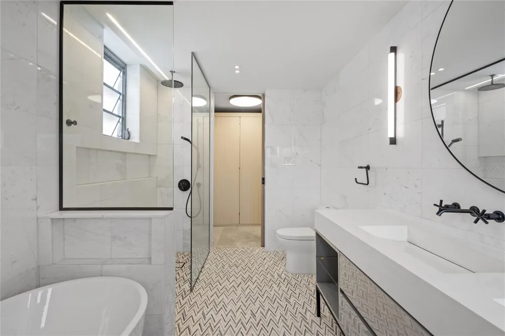 1223 LUCHETTI STREET #7S San Juan, PR 00907