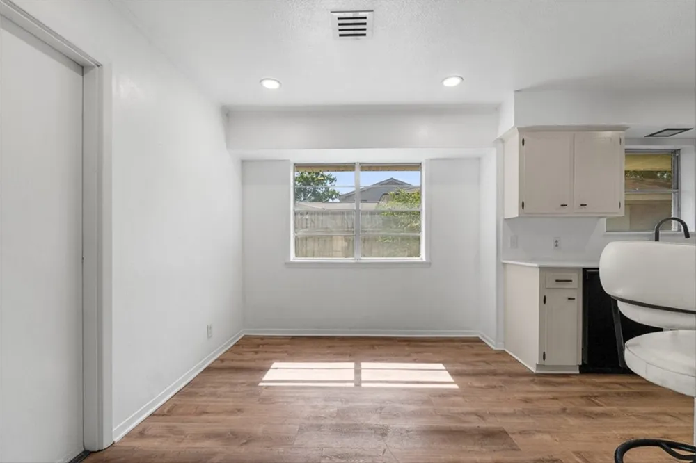 220 Pecos Street Portland, TX 78374