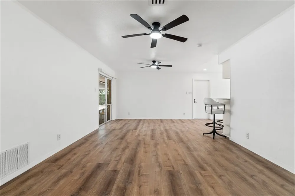 220 Pecos Street Portland, TX 78374
