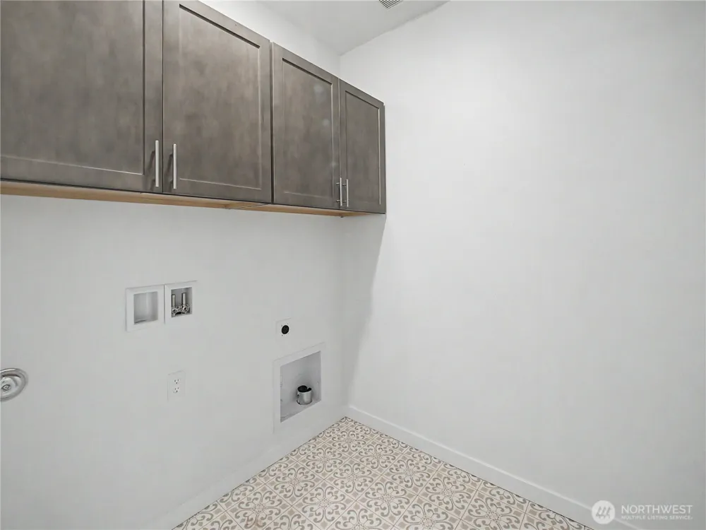 3530 Edith Avenue Enumclaw, WA 98022
