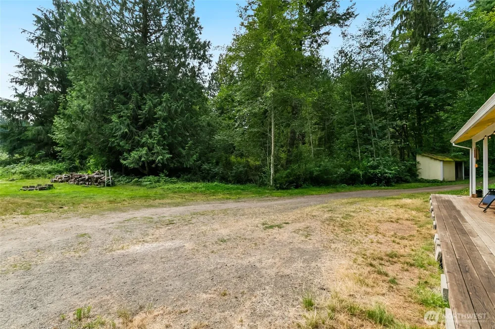 911 E Dawn Drive Allyn, WA 98524