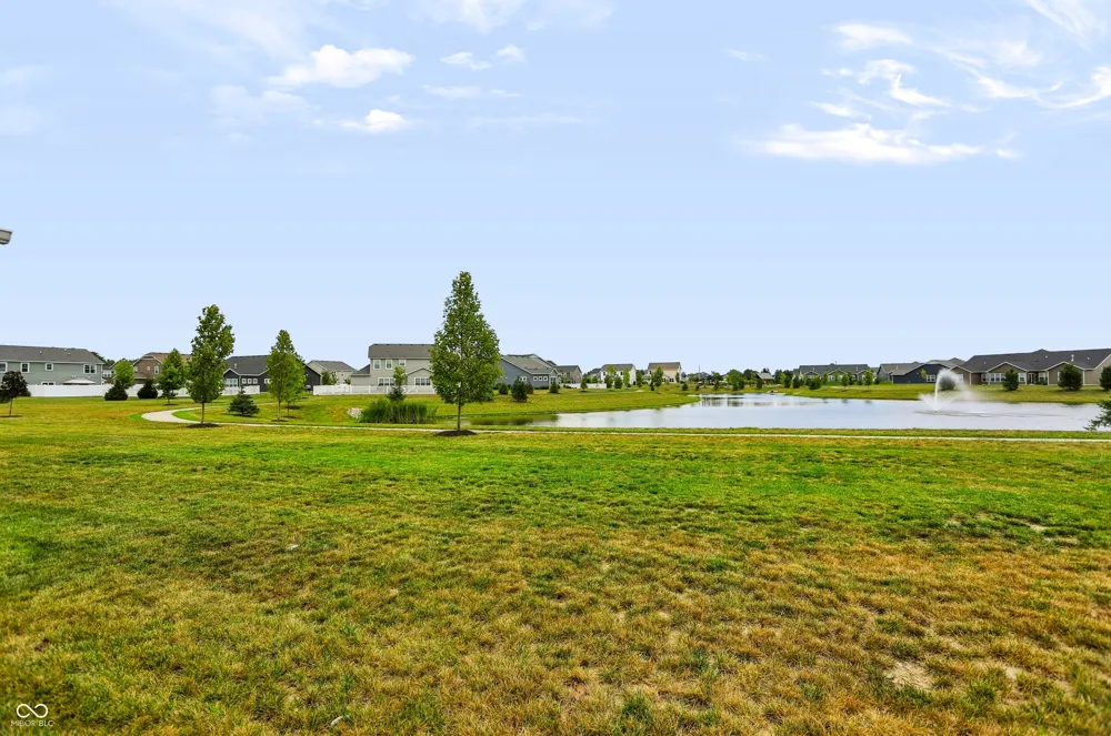 173 Lynnette Way Cumberland, IN 46229