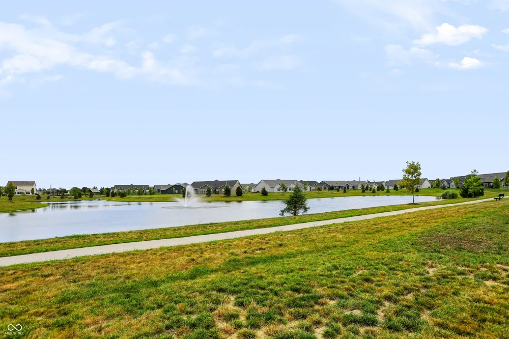 173 Lynnette Way Cumberland, IN 46229