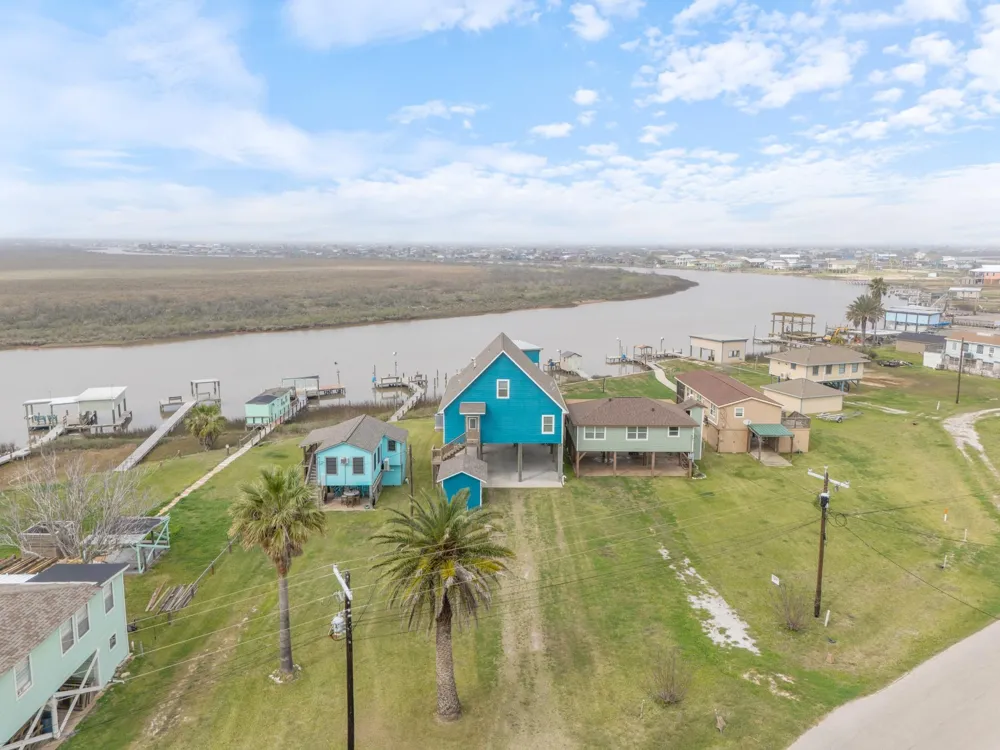 1390 County Road 201 Sargent, TX 77414