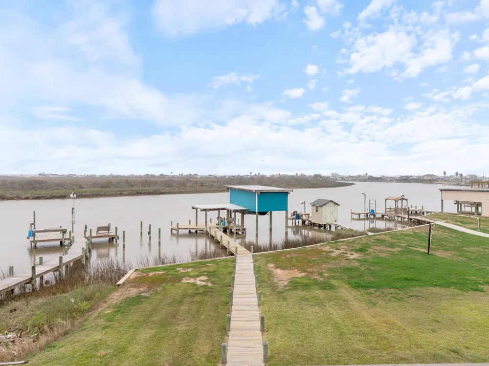 1390 County Road 201 Sargent, TX 77414