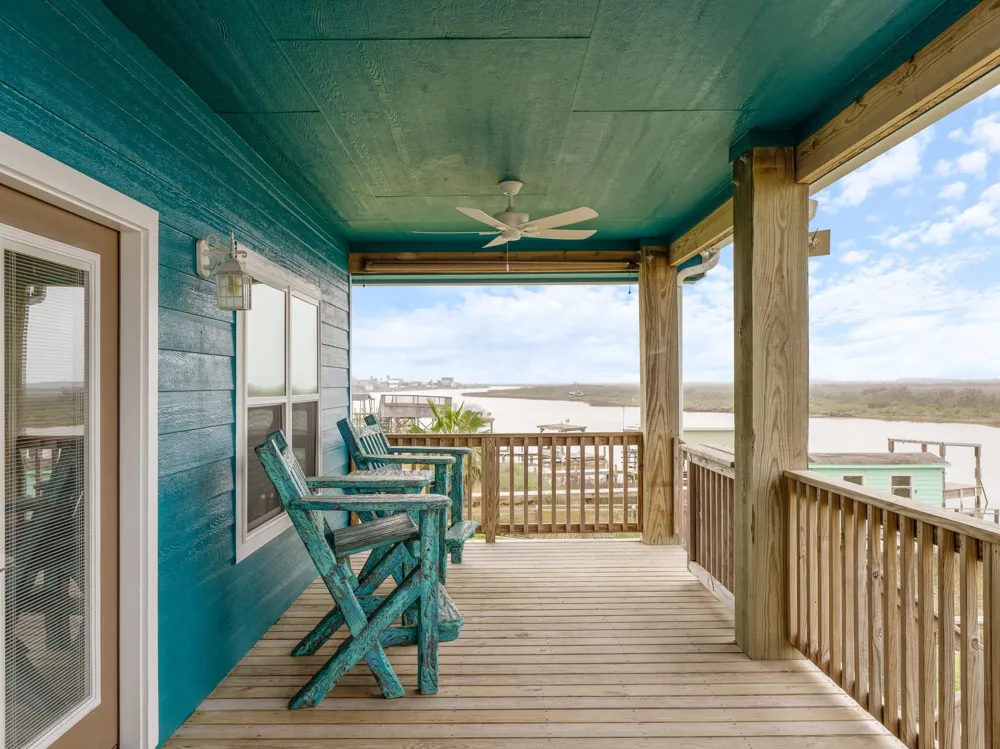 1390 County Road 201 Sargent, TX 77414