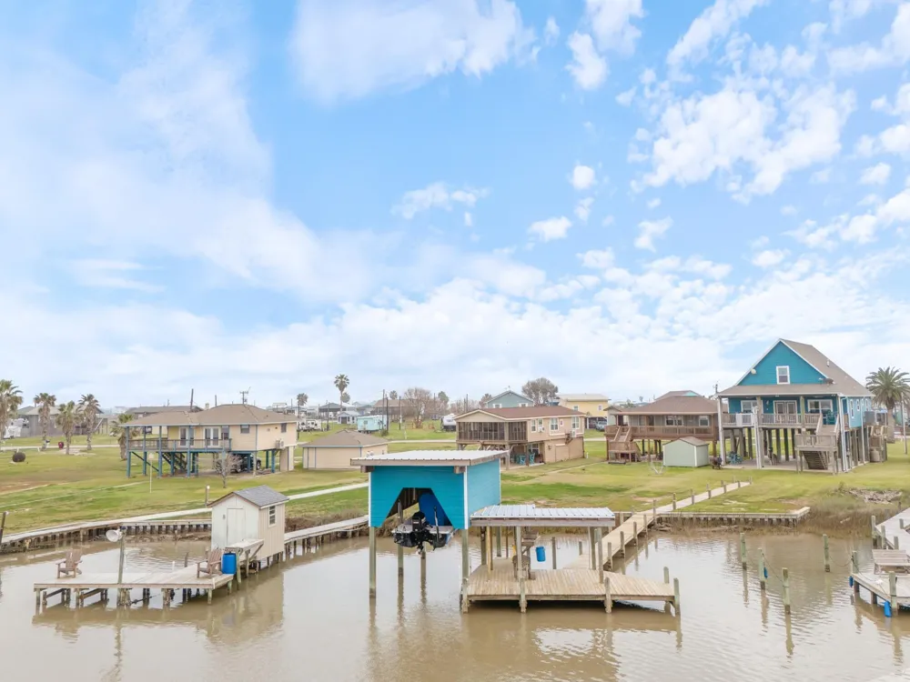 1390 County Road 201 Sargent, TX 77414