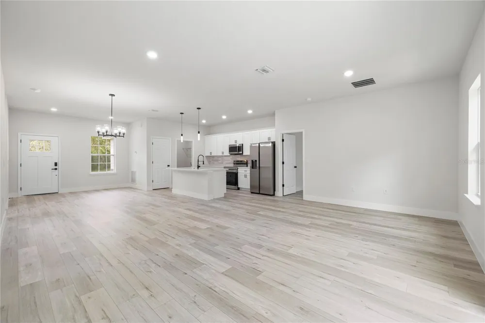 1978 W RUTLAND DRIVE Citrus Springs, FL 34434