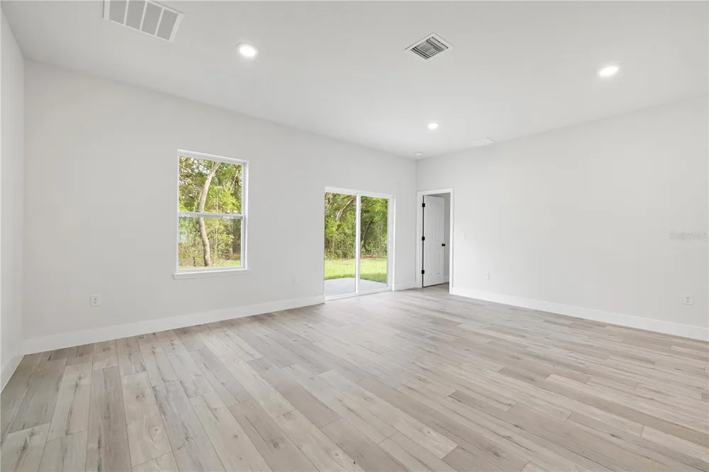 1978 W RUTLAND DRIVE Citrus Springs, FL 34434