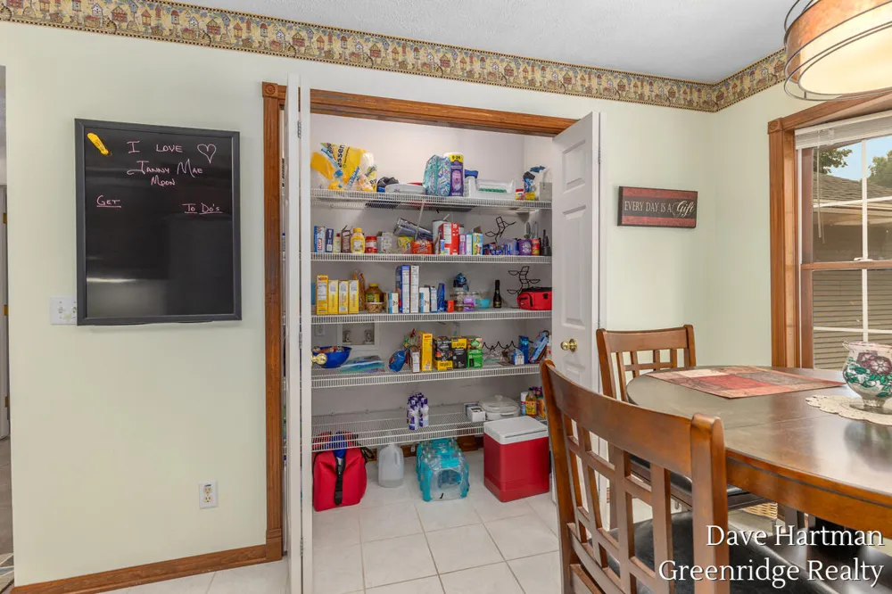 6731 Beechwood Drive Saranac, MI 48881