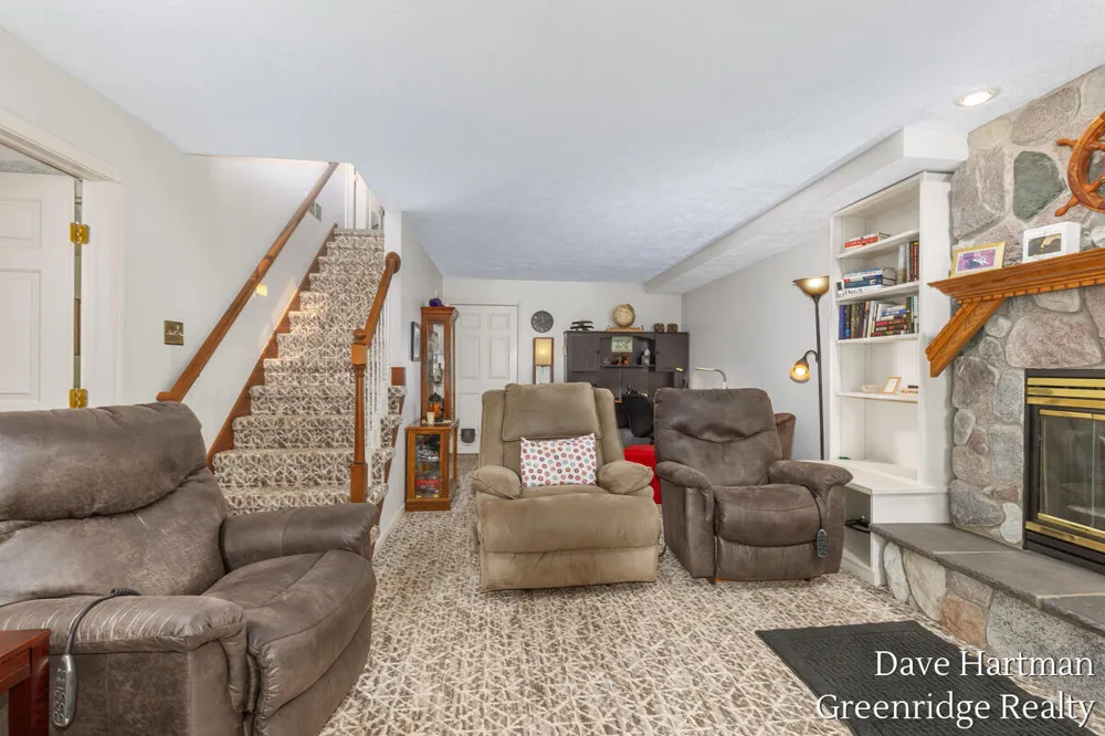6731 Beechwood Drive Saranac, MI 48881