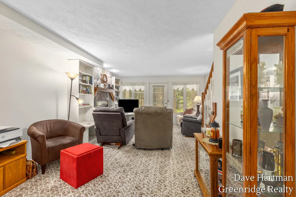 6731 Beechwood Drive Saranac, MI 48881