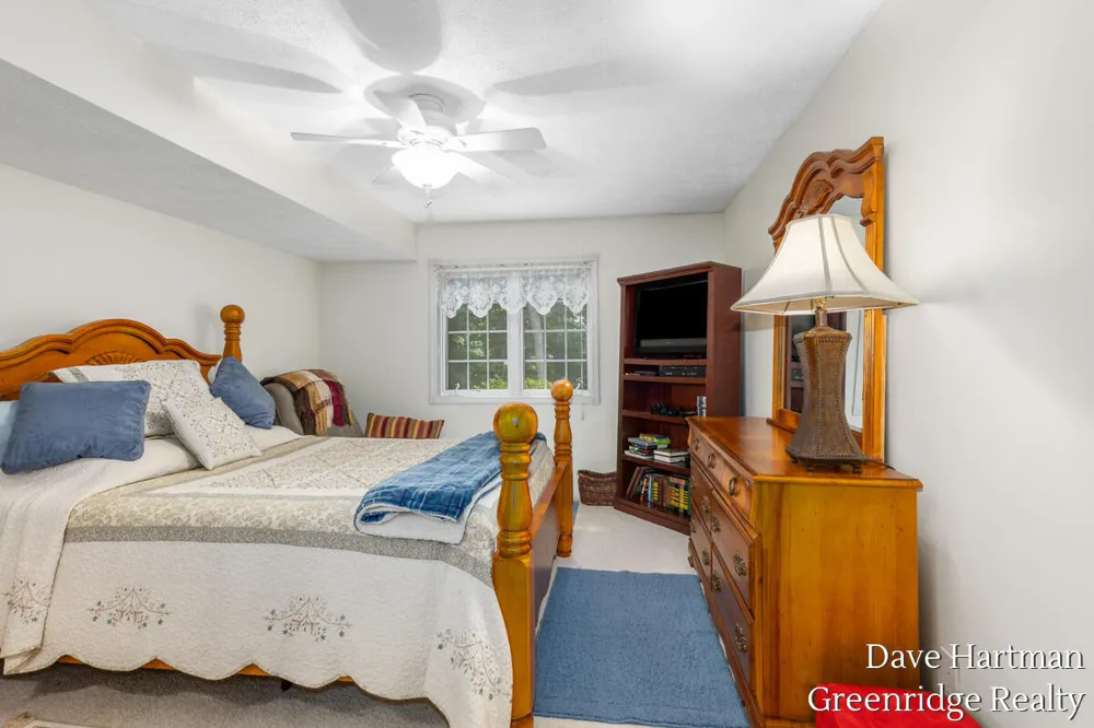 6731 Beechwood Drive Saranac, MI 48881