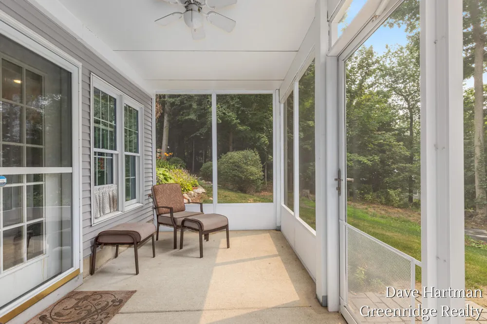 6731 Beechwood Drive Saranac, MI 48881