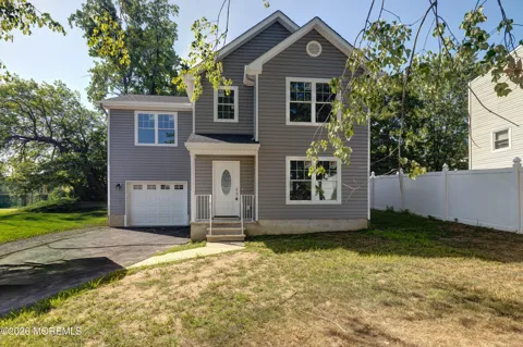 195 Greenwood Drive