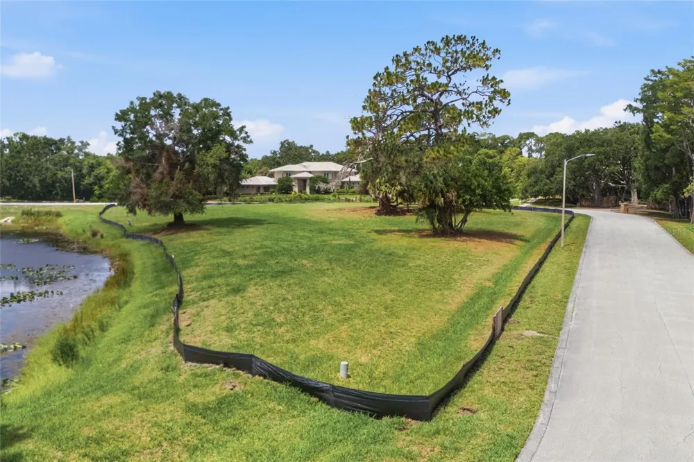 520 AUSTIN DRIVE Tarpon Springs, FL 34688