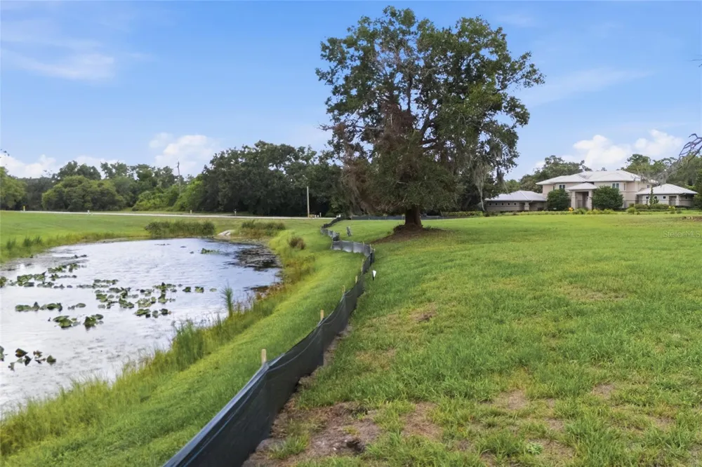 520 AUSTIN DRIVE Tarpon Springs, FL 34688